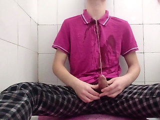 18 year old guys piss and masturbates on jeans and t-shirt