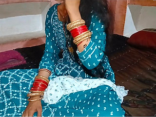 Indian stepsister ko rat mai pela