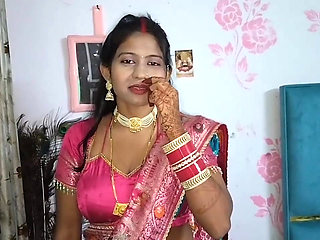 indian coupleShares bed with StepMom while his StepSister hides under the bed