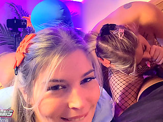 Metromammis Remix - Little Elsa Gags and Spits on BBC