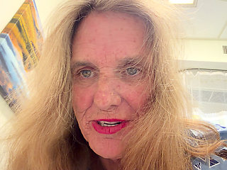 Lizzy Yum STATUS UPDATE 10