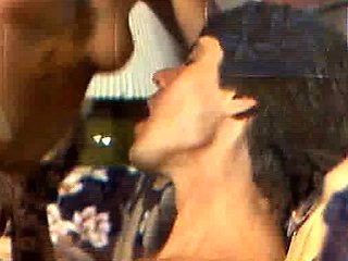 Streaming big cock close ups