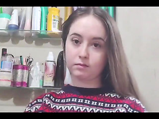 Brushing and Detangling My Hair