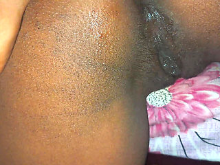 There was no one in the house, the lover hit a ass, couple sex