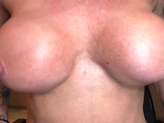 Submit to Kandys Pec Bouncing Tits JOI