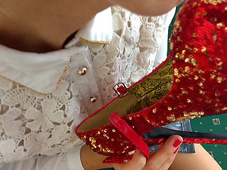 Wanilianna knows you have a strong fetish for pantyhose, tights, women's feet, and shoes