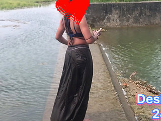 Jungle sex desi bhabhi ki jungle me chudai