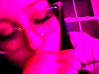 Amateur Webcam Teen Masturbates And Teases