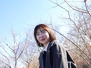 336KNB-310　「旦那以外の男女の関係が欲しい…」欲求不満ドM若妻が降臨！年々旦那との関係が「家族」でしかなくなり…チ●ポを見るとむしゃぶりついてきて！？