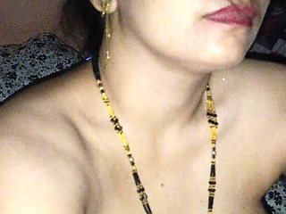 Karwachauth Special: Horny Indian Wife Poonam Gets Hardcore Fucking From Husband