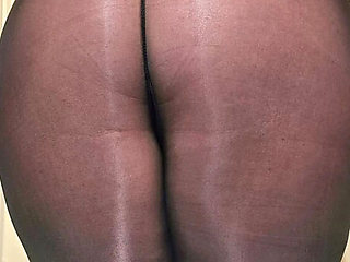 BBW Pantyhose Creampie - Shiny Nylons Fetish with Married2Nylon