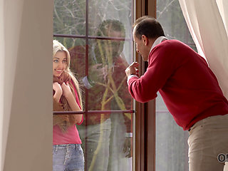 Stranger in a Big House Knows How to Warm You up