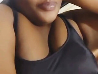 Fat Ebony Girl Has a Big Fat Pussy and She Masturbate