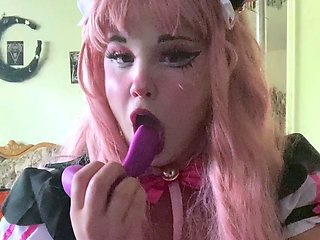 Amateur Blonde Fingering on Camera