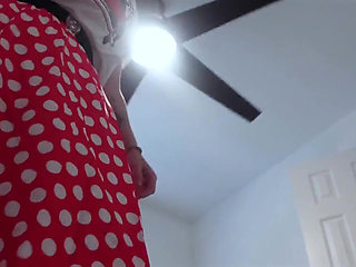 Peyton's Sultry '50s Giantess Fantasy 4K POV Tiny Thrills Await!