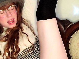 Amateur redhead fully nude on bed and masturbating