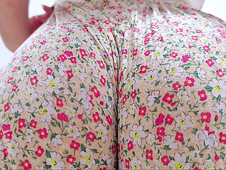 Don't tell anyone you saw this Hijabi Big Booty Tease.