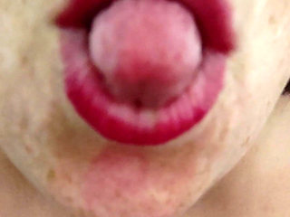 Some Mouth Togue and Teeth