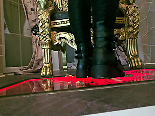 Monika Schmidt Burger Crushing Giantess Spitting Boot Worship