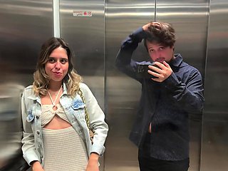 Teen Scarlett & Stepahn's amature romp in POV