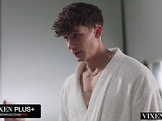 Horny Melanie Marie Craves Public Exposure While Parker Ambrose Pounds Her in Risky Public Fuck