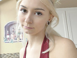 Stood Up Tiny Stepdaughter On Prom Date Fucks Willing Stepdad