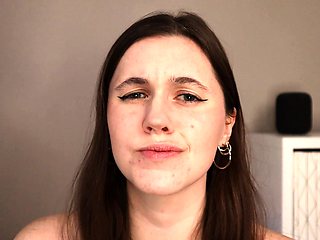 Brunette Solo Webcam Masturbation