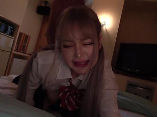 534CRT-030girl gumshot climax