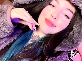 Brunette Couch Webcam Solo Fun Masturbating