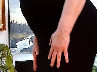 1363 Which Pantyhose Look Best This Dress?