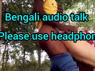 I went to the jangli to satisfy my hunger for pussy.