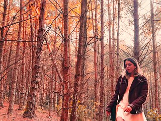 A couple has sex right in the forest, no one can see them