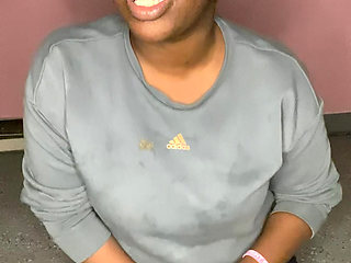 Alliyah Alexia's Pussy Farts ..