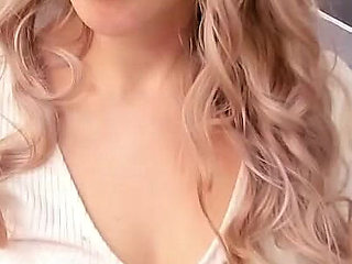 A Blonde Latina with a Big Butt Just Wants to Get Fucked in Her Room Every Morning