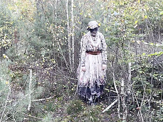 Dead by Daylight Nurse Cosplay - Alone in the Woods