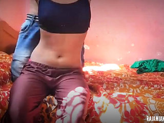 Teen girl went to OYO room with her boyfriend and get creamptFucked