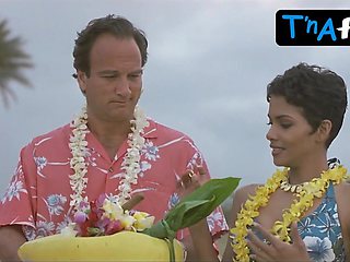 Halle Berry Sumptuous Vignette in Race The Sun