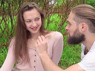 Lovers Get An Orgasm Outdoors Full Video