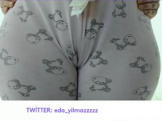 CAMELTOE- MASTURBATION IN PAJAMAS- TURKISH MILF- TURKISH PORN