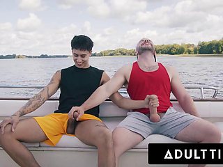 Straight Buddies Marcus McNeil and Angel Elias Transform Disastrous Boat Trip into Rough Outdoor Hardcore