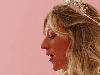 BTS - Addison Leads A Heated Photoshoot With Her Soft Figure