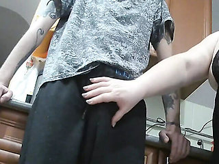 My Wife Gives Me a Hot Blowjob and Handjob While Home Alone - Zona901