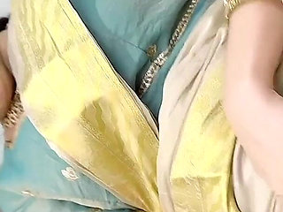 Desi Girl Dildo Masturabting