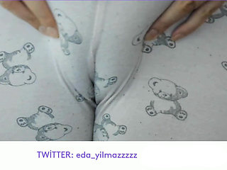 Cameltoe- Masturbation in Pajamas- Puffed Pussy- Turkish Porn
