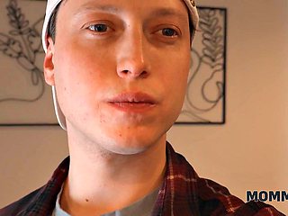 Cheating Big-Tits Milf Mommy4K Pauses Call to Scream as Her Boyfriend Pounds Her in the