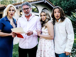 Voluptuous Ryan Keely and Chloe Rose's face fucking smut