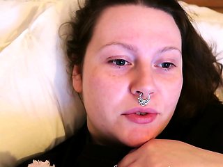 Tattoed Amateur Webcam Girl Hot Dildo Action Masturbation