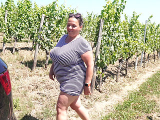 Horny Mature Woman Masturbates with Dildo in the Car