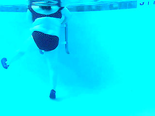 Watch BBW Nurse Vicki Exercise in Pool with Underwater Camera See My