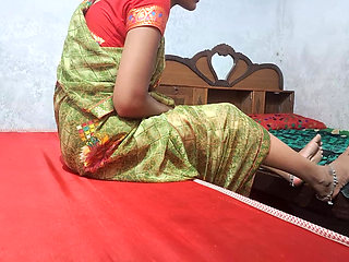 Bhabhi ki chudayi dost ki bibi ko ghodi bana ke choda